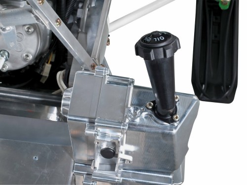 ProClimb_800_Engine_Sideview_00021-2013