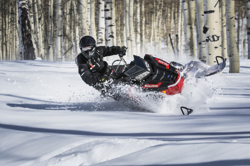 MY15-POLARIS-SNOW