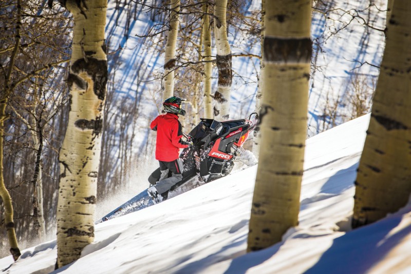MY15-POLARIS-SNOW